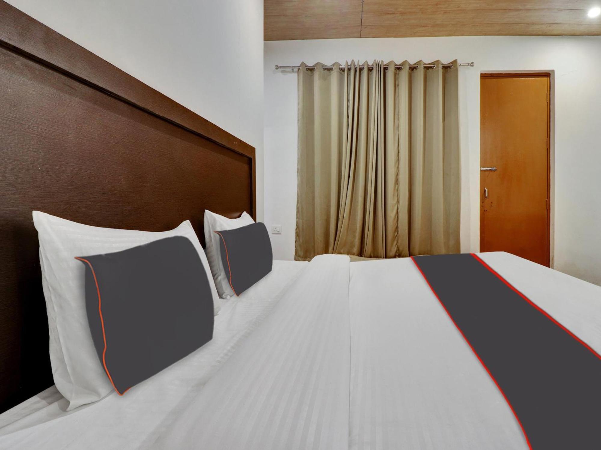 Collection O Shiv Sutra Resorts, 穆索里 外观 照片